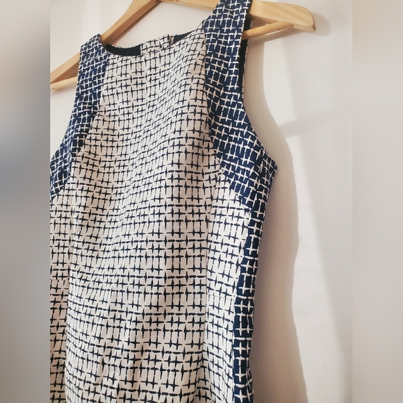 Zara Bodycon Navy White Printed Dress Size XS - Picture 2 of 10